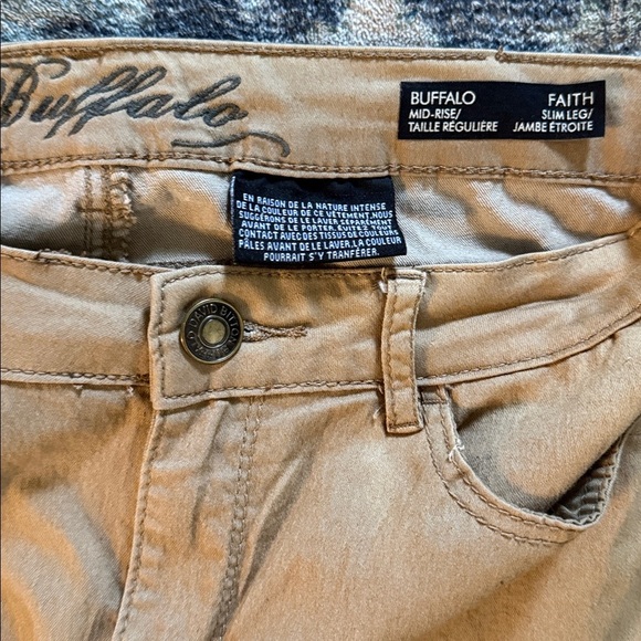 Buffalo David Bitton Mid-Rise Skinny jeans in Beige. Size 4 - Picture 2 of 10